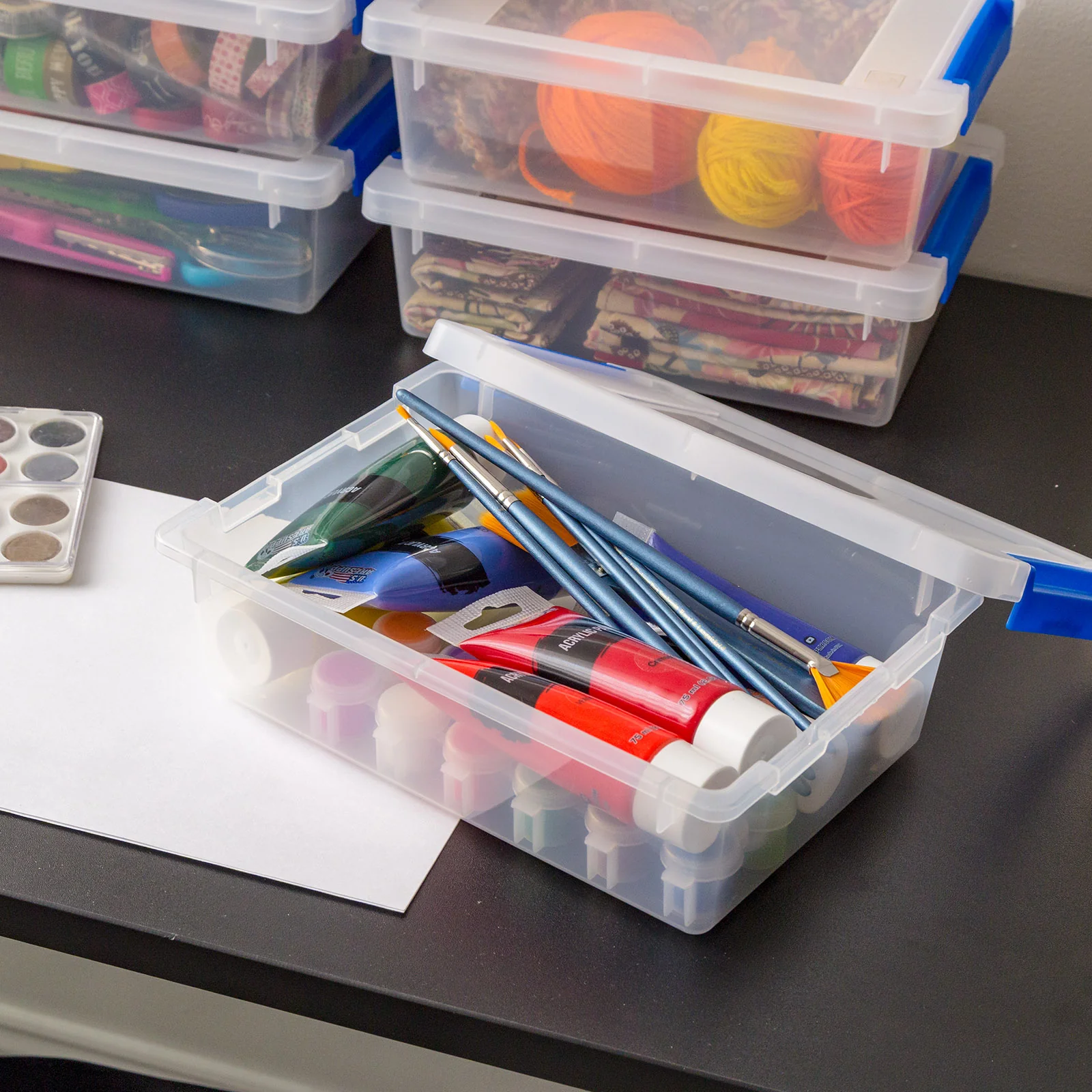 2.4 Qt. Plastic Storage Bins with Lids, Clear Containers, Latching Totes 6Pk - Image 5