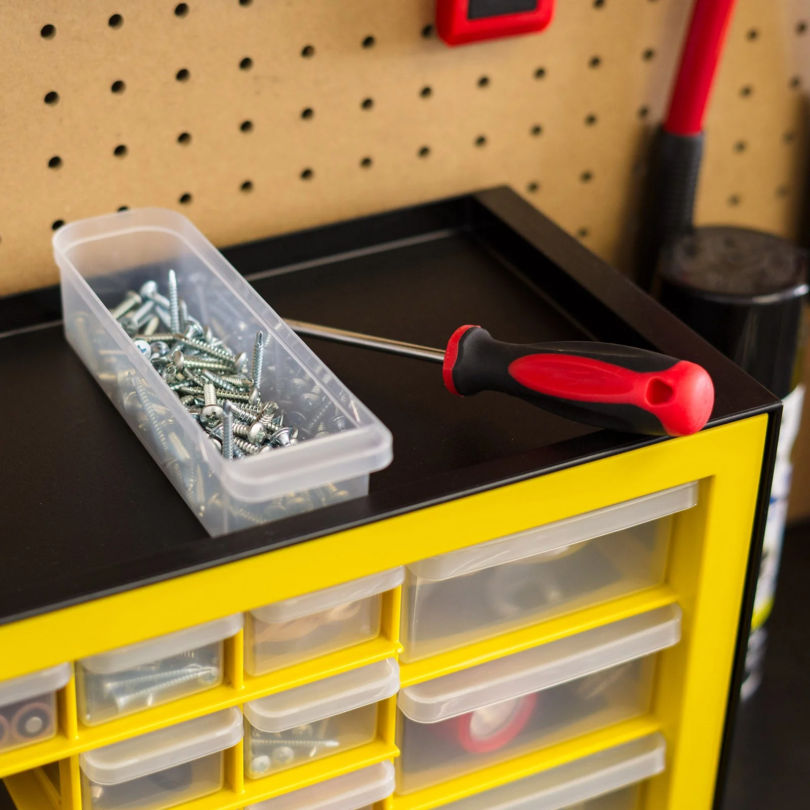 26 Drawer Parts Cabinet, Black/Yellow - Image 7