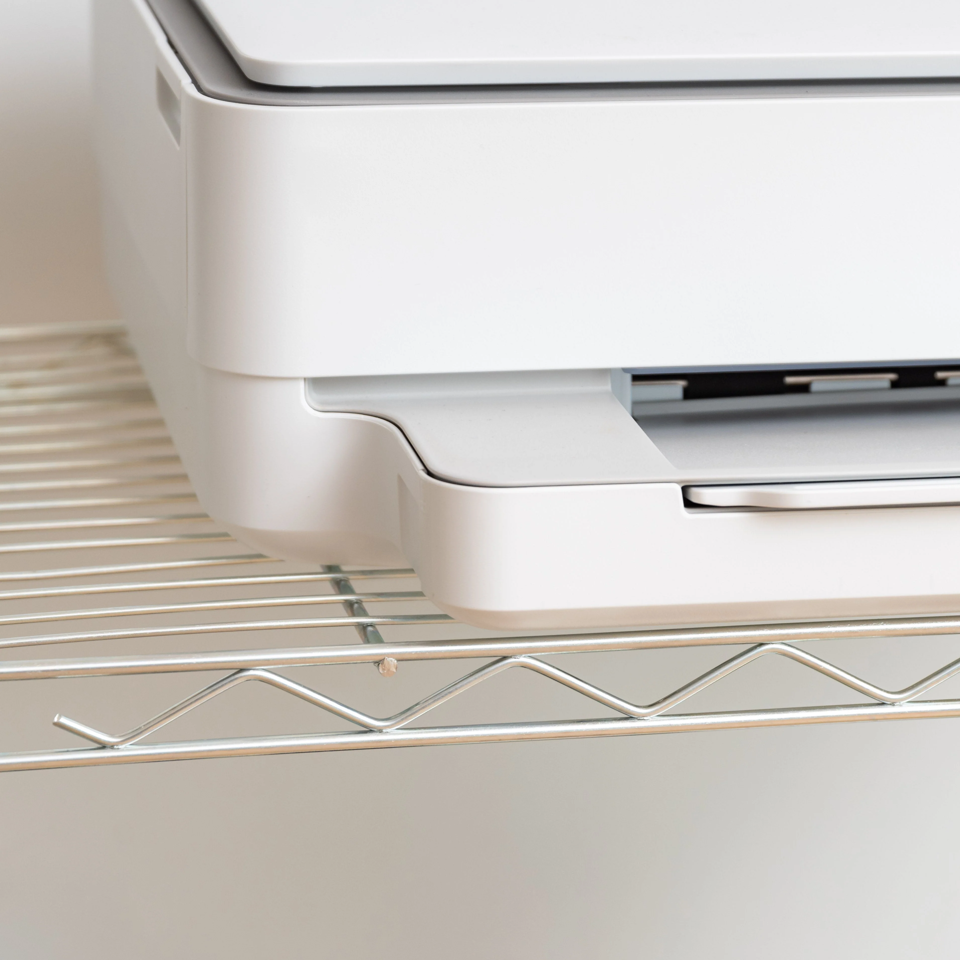 3 Shelf Wire Storage Unit, Silver - Image 4