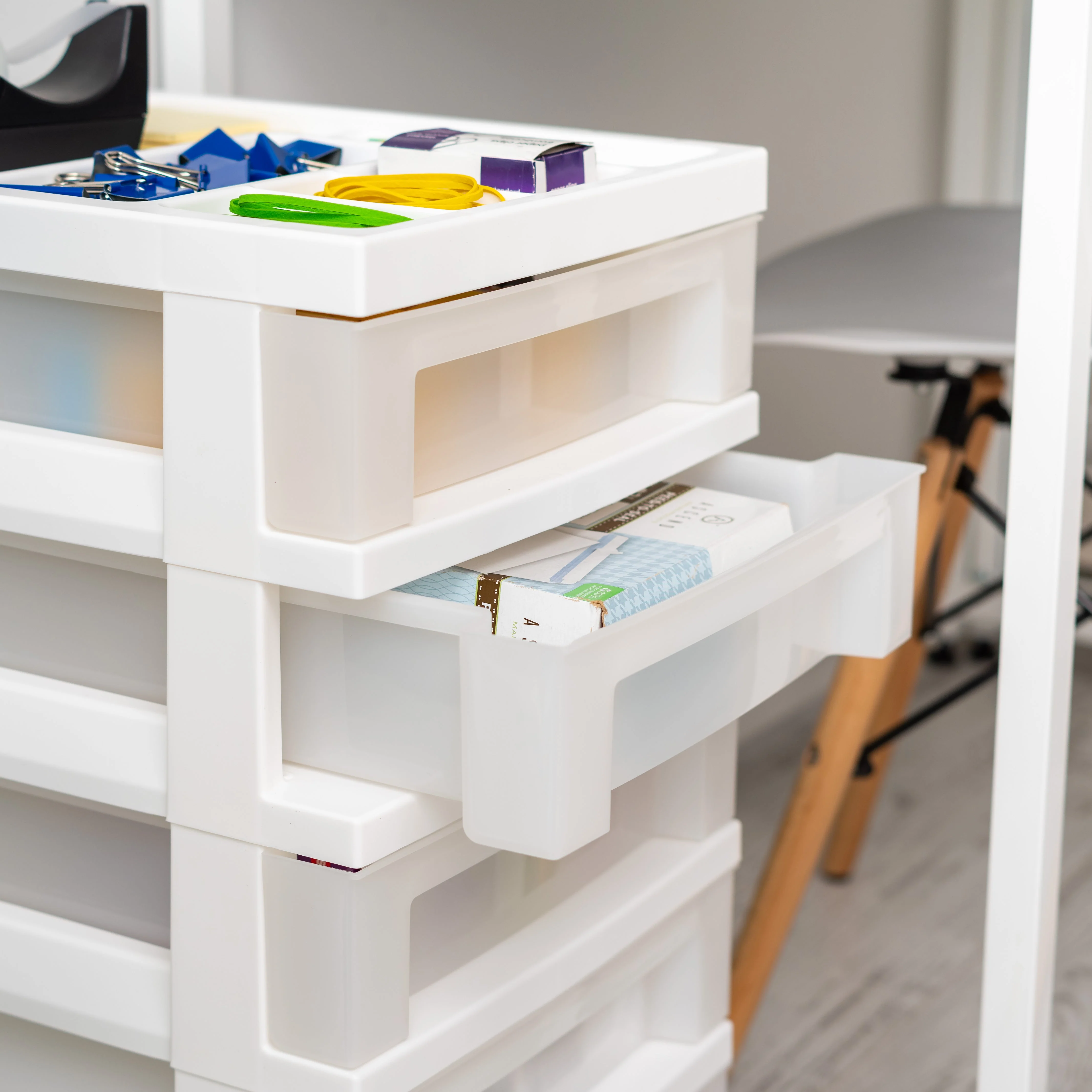 5-Drawer Storage Cart with Organizer Top, White/Pearl - Image 4