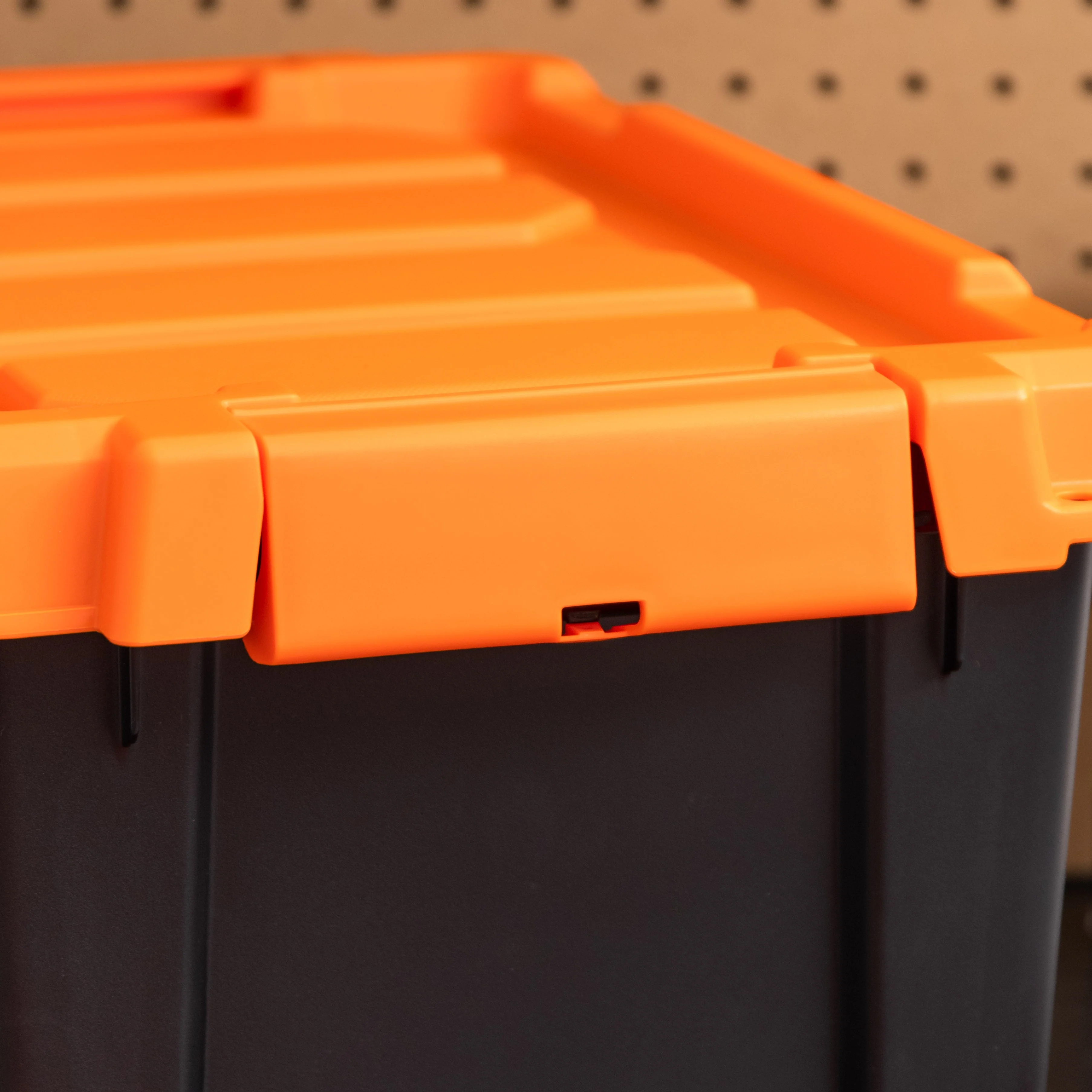 5 Gallon Store-It-All Tote, 3 Pack, Black bottom with Orange lid and buckles - Image 5