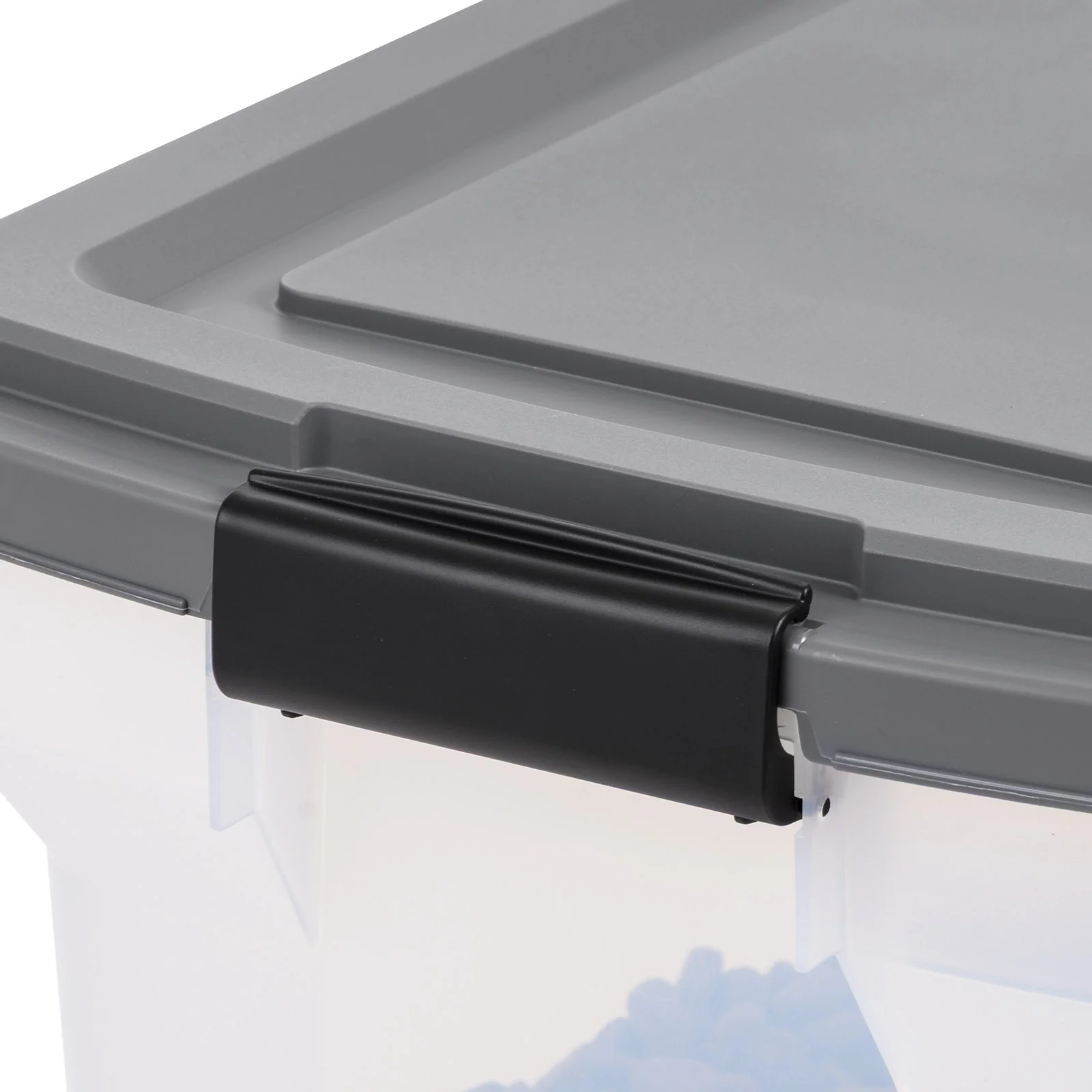 Airtight Dog Food Storage Container with Wheels 58 lbs - Image 9
