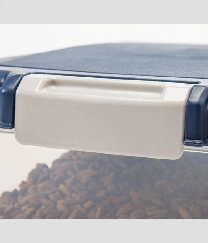 Airtight Pet Food Container WeatherPro® - 12QT - Image 7
