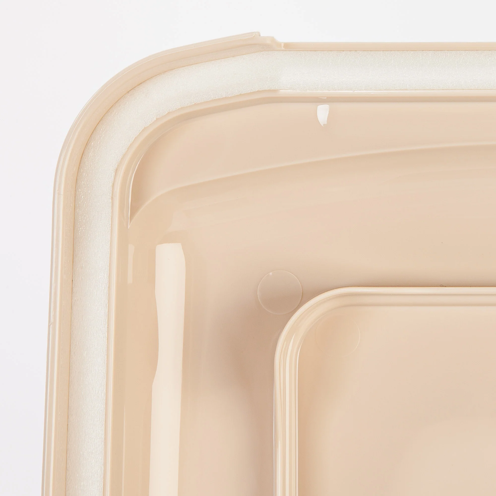 Airtight Pet Food Container WeatherPro® -  15 QT - Image 4
