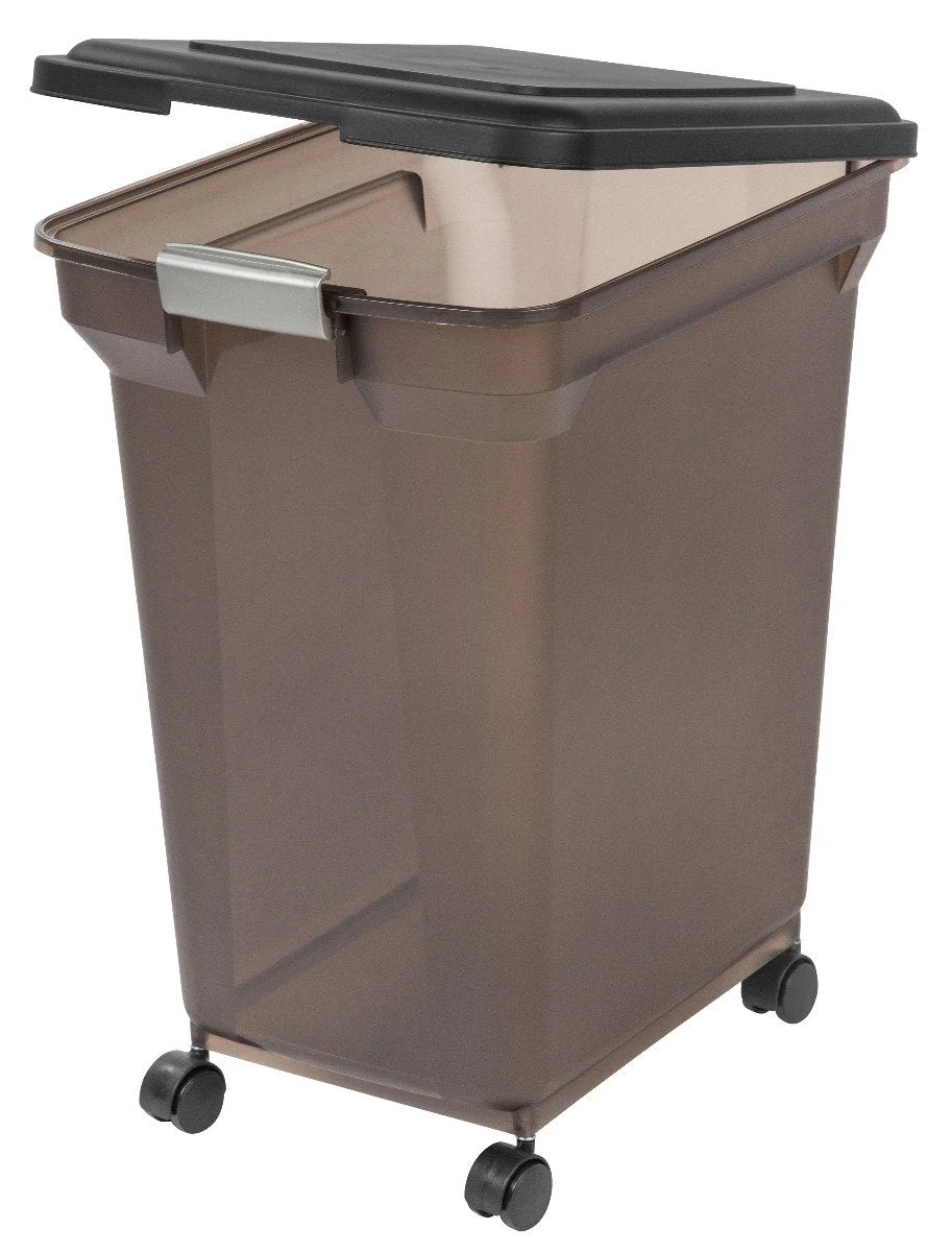 Airtight Pet Food Container WeatherPro®, Wheels - 67 QT - Image 4