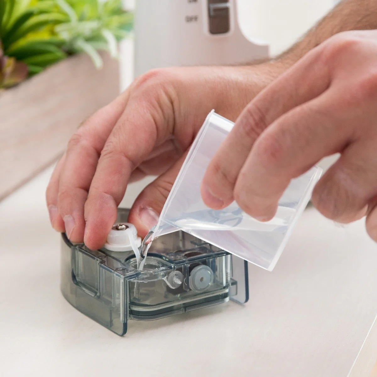Compact Travel Steam Iron - Image 8