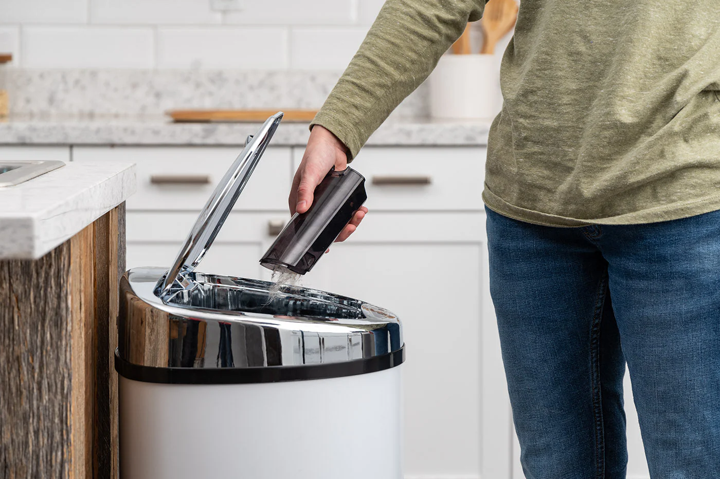 Cordless Handheld Vacuum Cleaner - Image 4