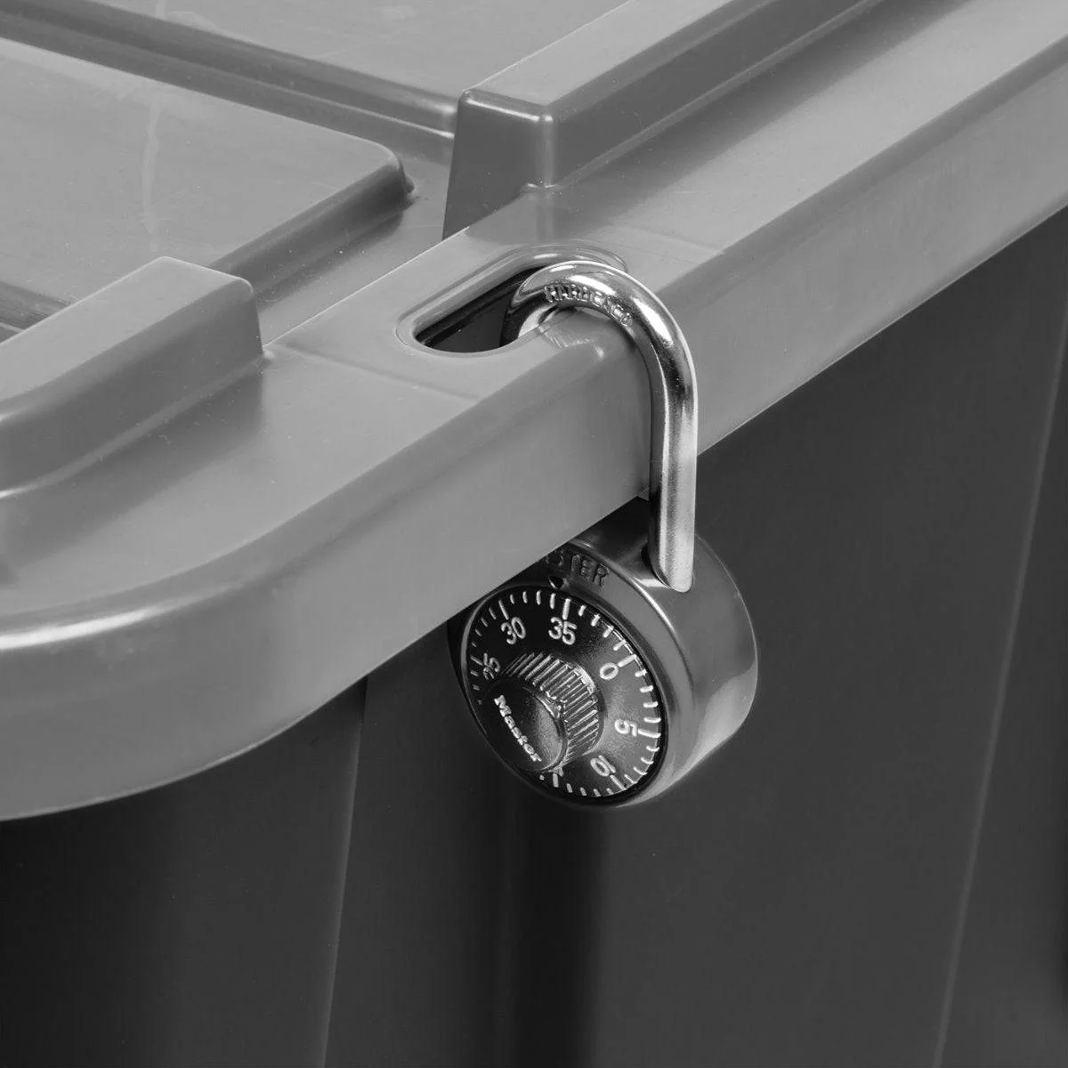 Heavy Duty Storage Bins 4 Pack - 27 gal. (108 qt.) - Image 16