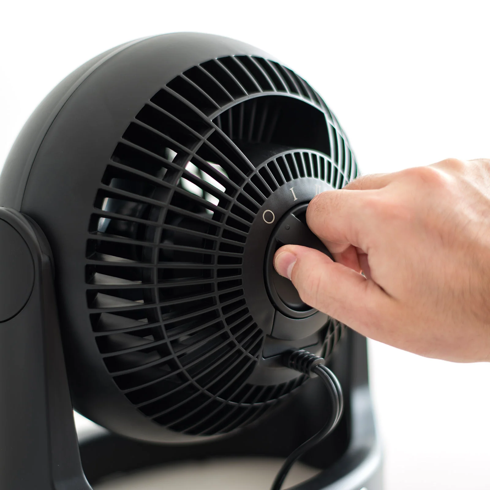 IRIS Personal Circulator Fan, 5.5" Blade, Black - Image 3