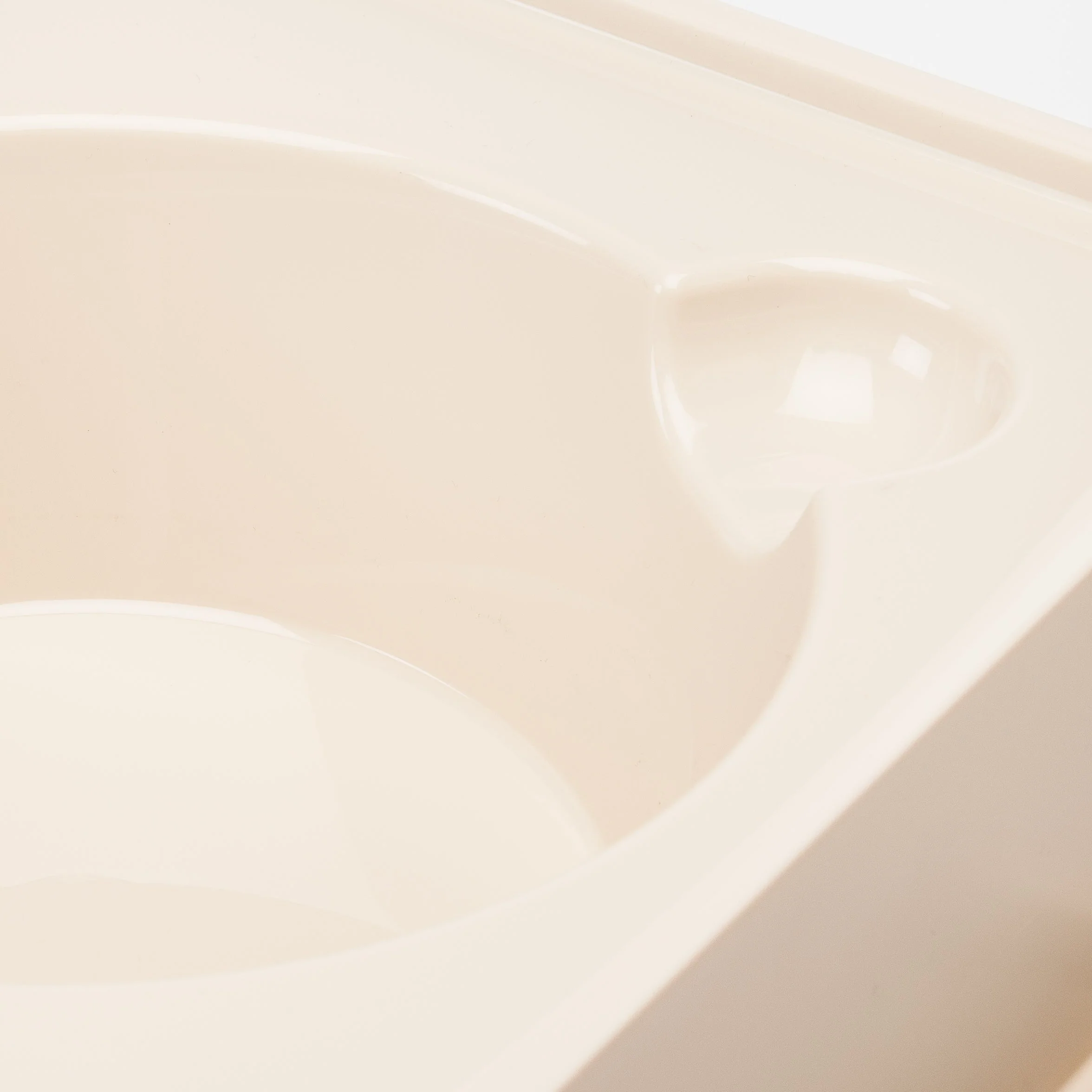 Large Elevated Feeder with Airtight Storage, Almond - Image 6
