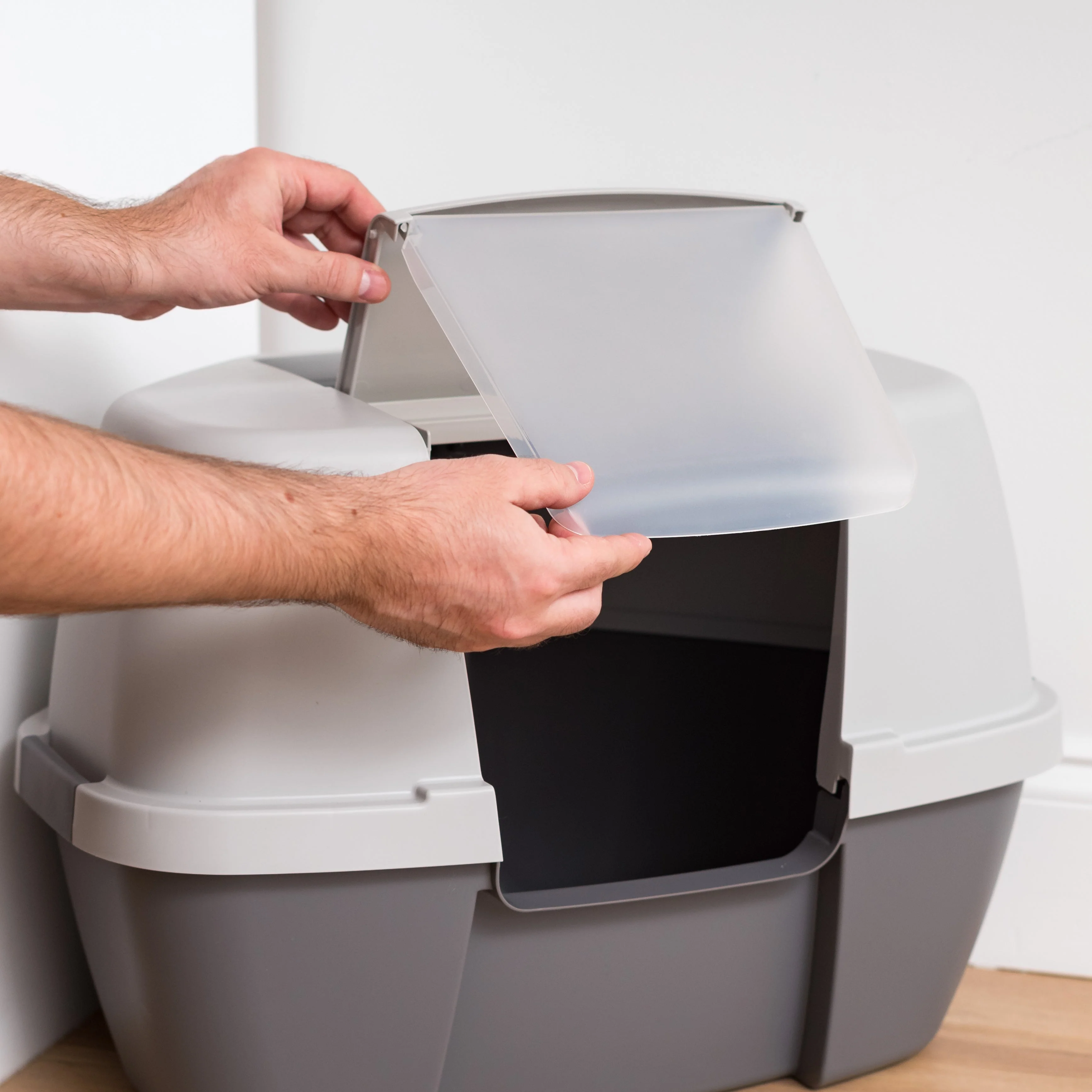 Large Hooded Corner Litter Box with Scoop, Gray - Image 5