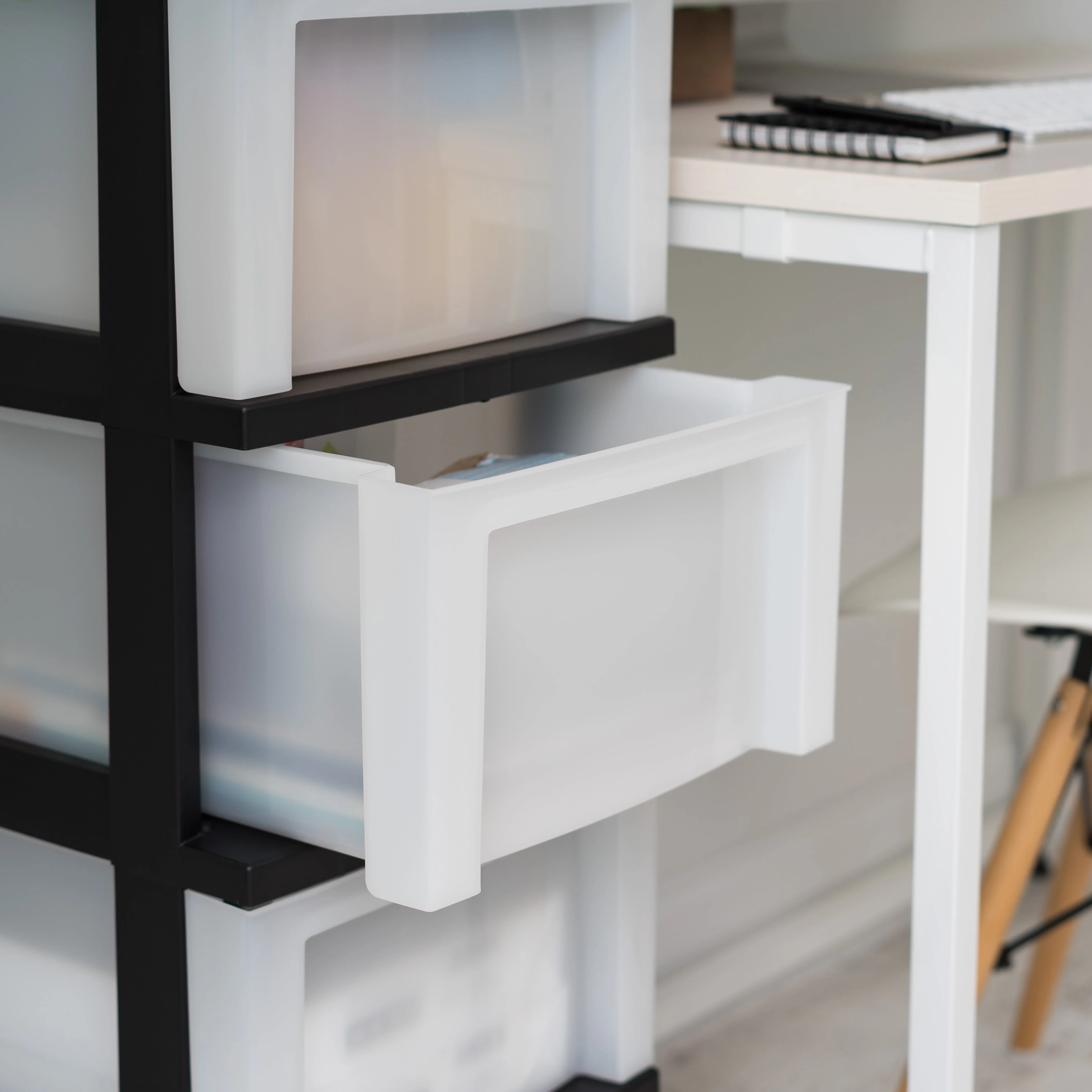 Medium 4-Drawer Cart with Organizer Top, Black/Pearl - Image 2