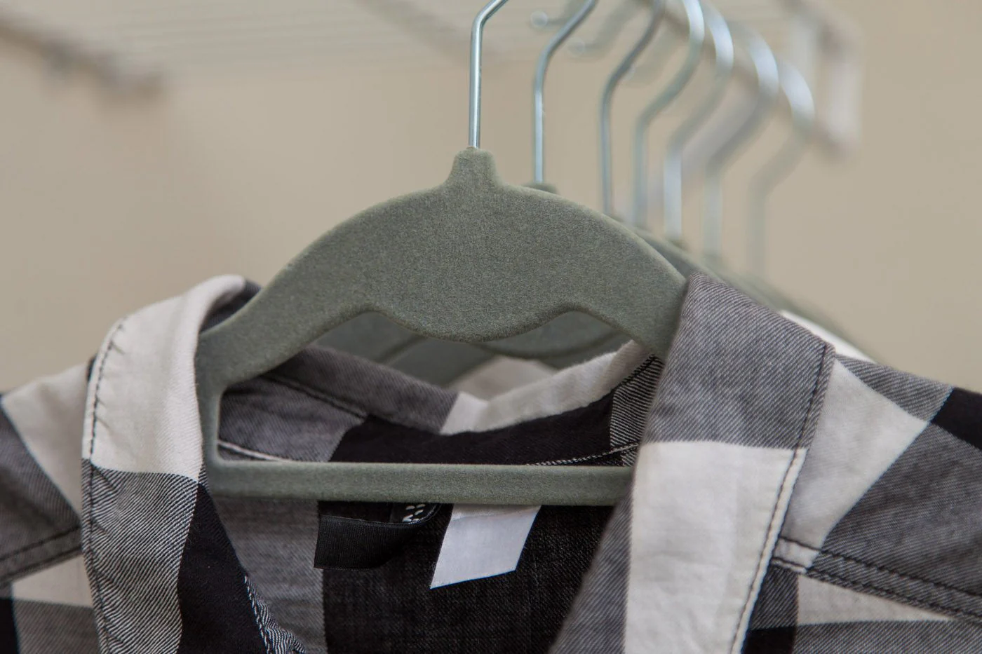 Non- Slip Hanger - Image 44