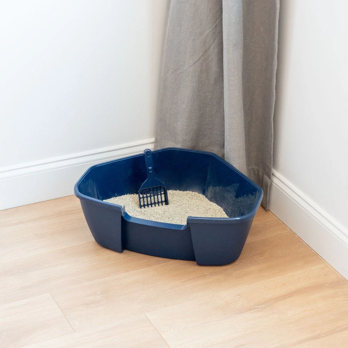 Open-Top Cat Litter Pan - Large Corner - Image 4