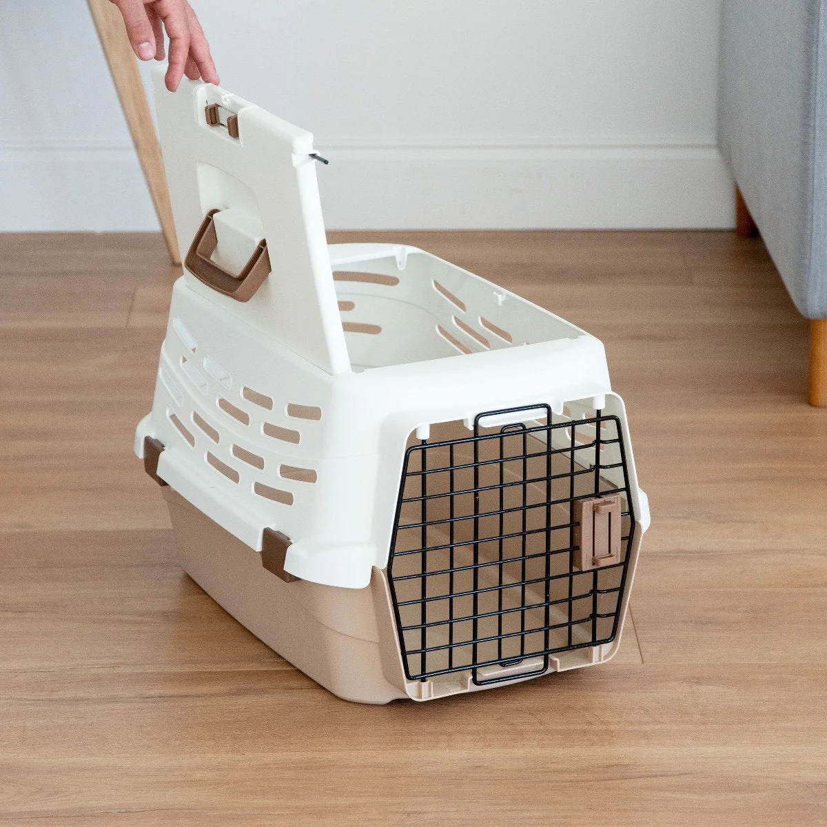 Pet Travel Carrier - Medium - Image 8