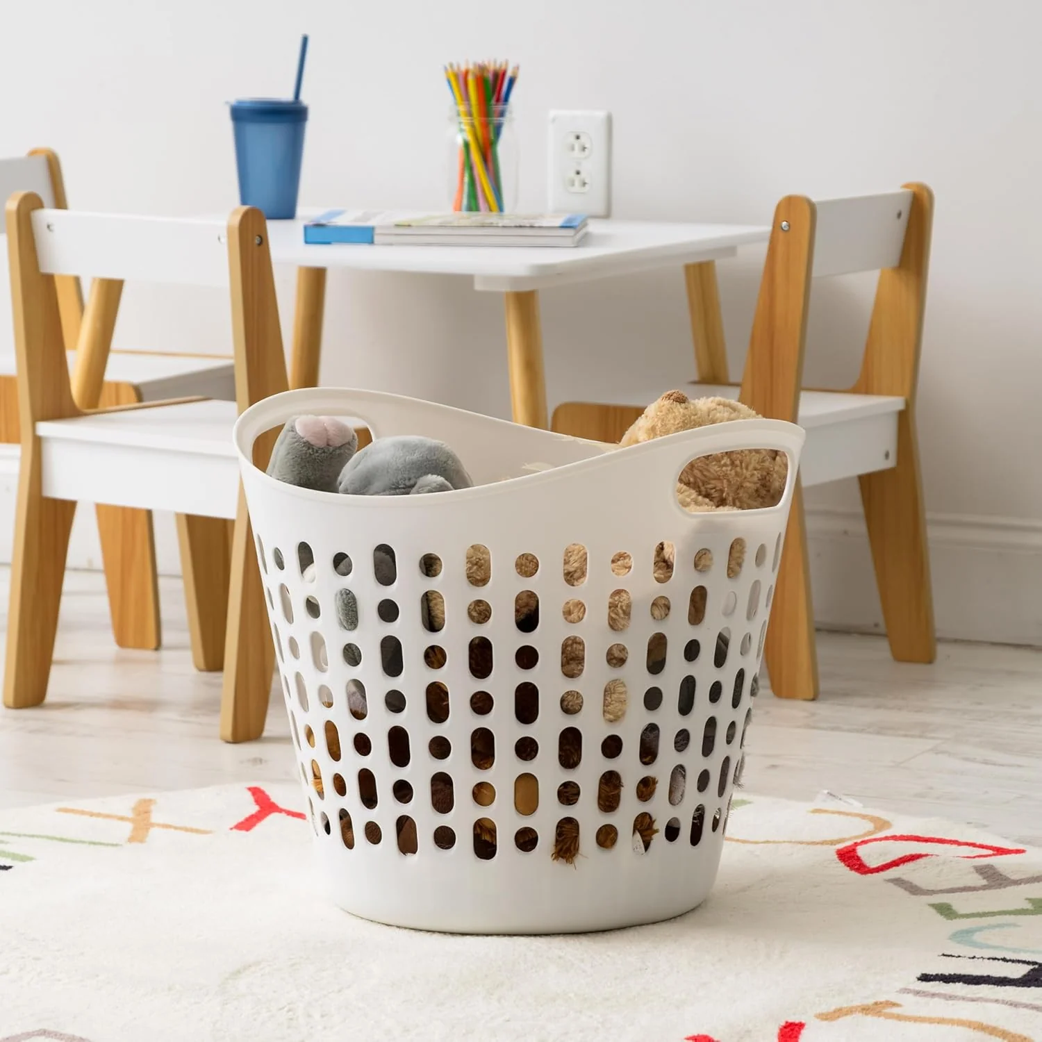 Plastic Laundry Basket, 27L - 3 Pack - Image 4