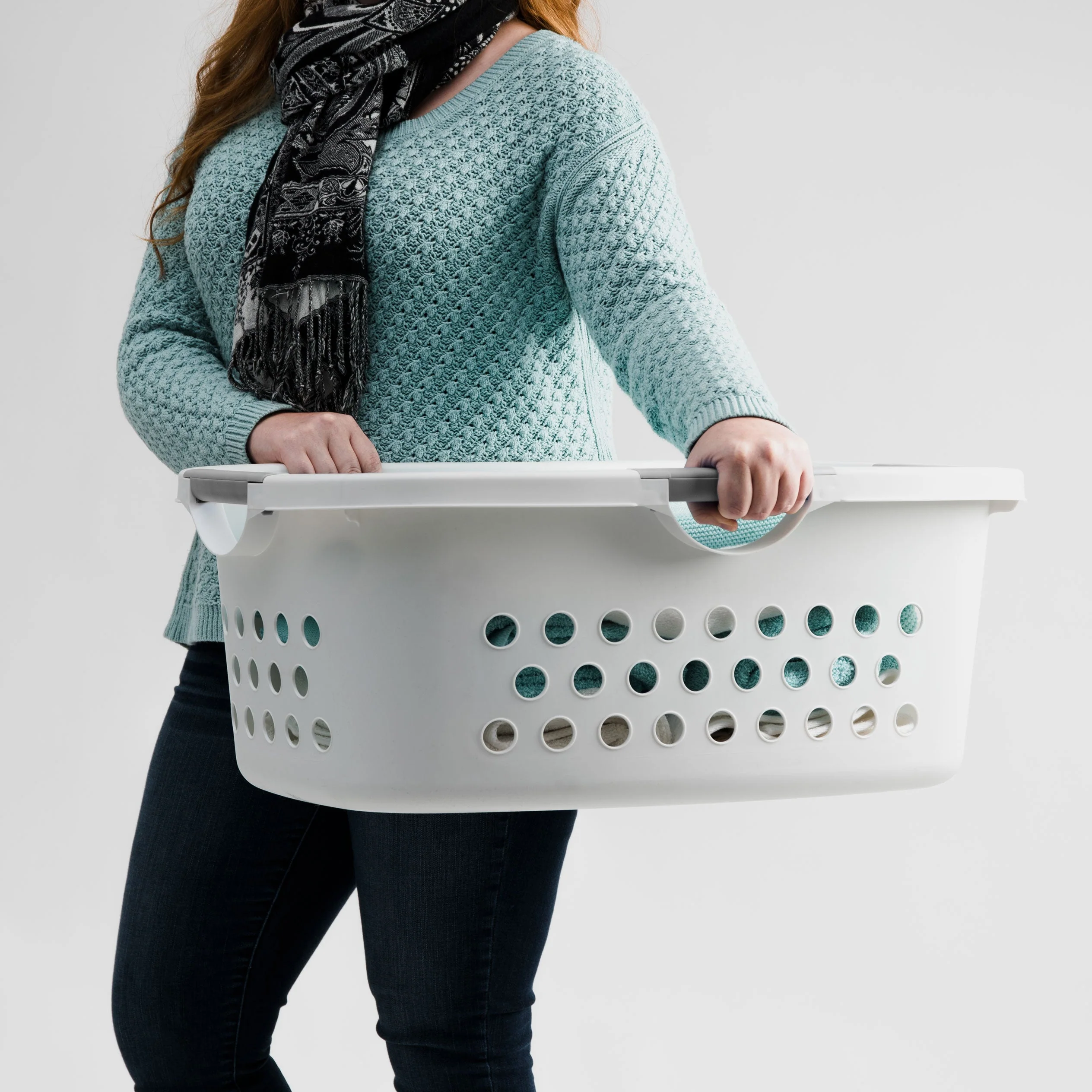 Plastic Laundry Hamper Basket – Hip-Hold Organizer with Comfort Handles, Nestable, 1.3 Bushel, 48L, White - Image 3