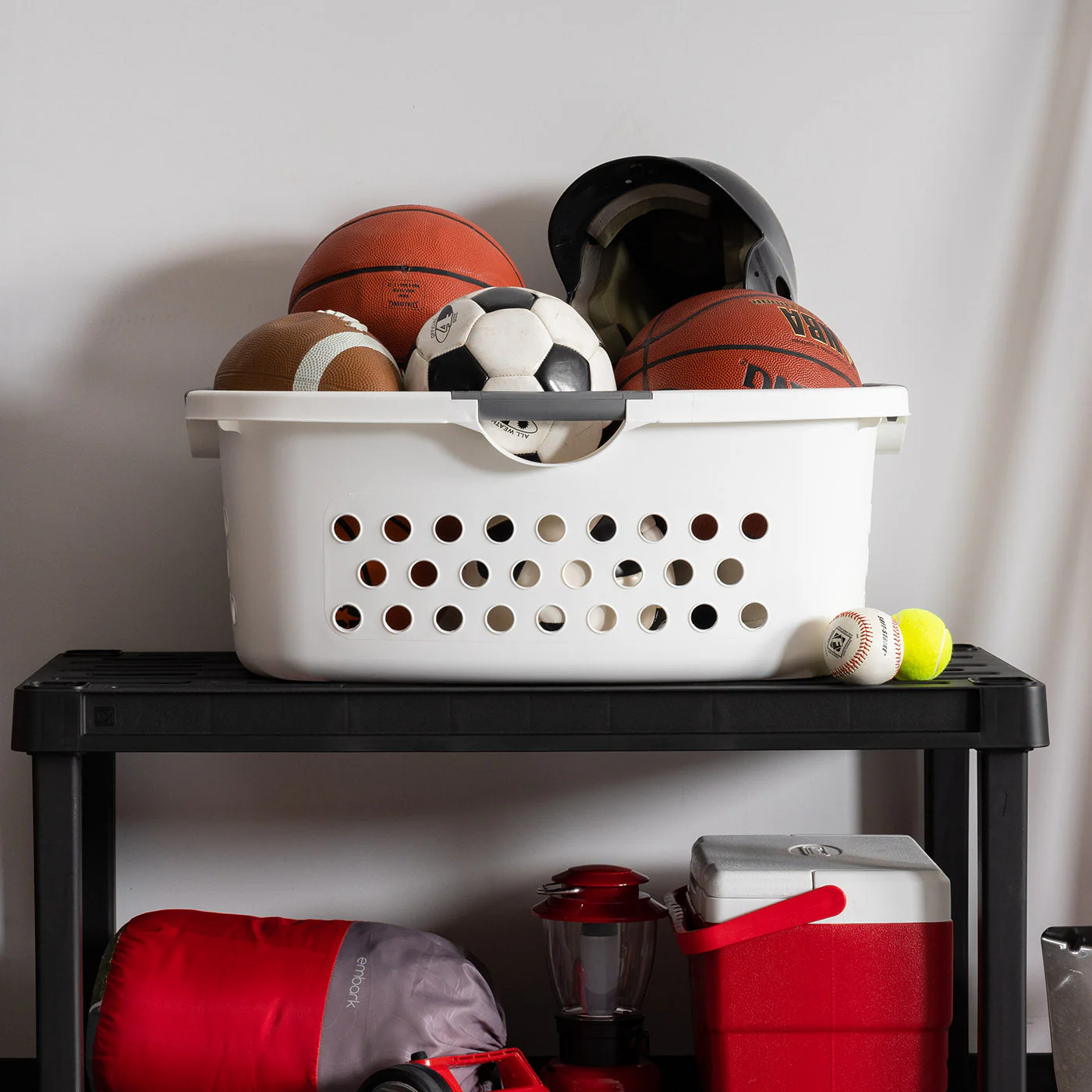 Plastic Laundry Hamper Basket – Hip-Hold Organizer with Comfort Handles, Nestable, 1.3 Bushel, 48L, White - Image 6
