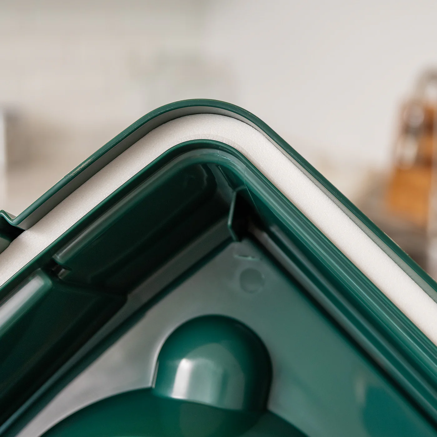 Remington Elevated Feeder with Airtight Storage - Medium - Image 6