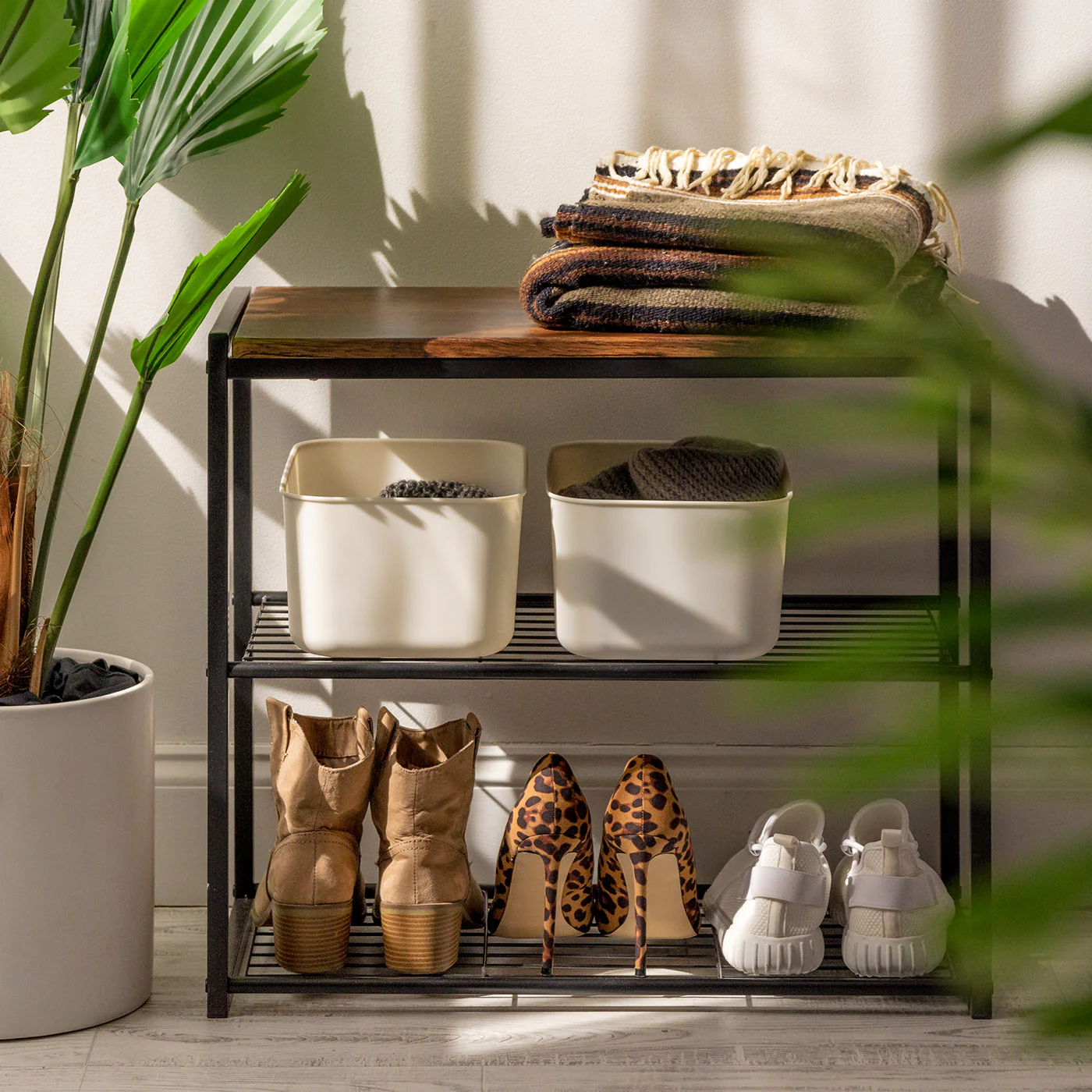 Small Plastic Storage Organizer Basket, Off-White - Image 7