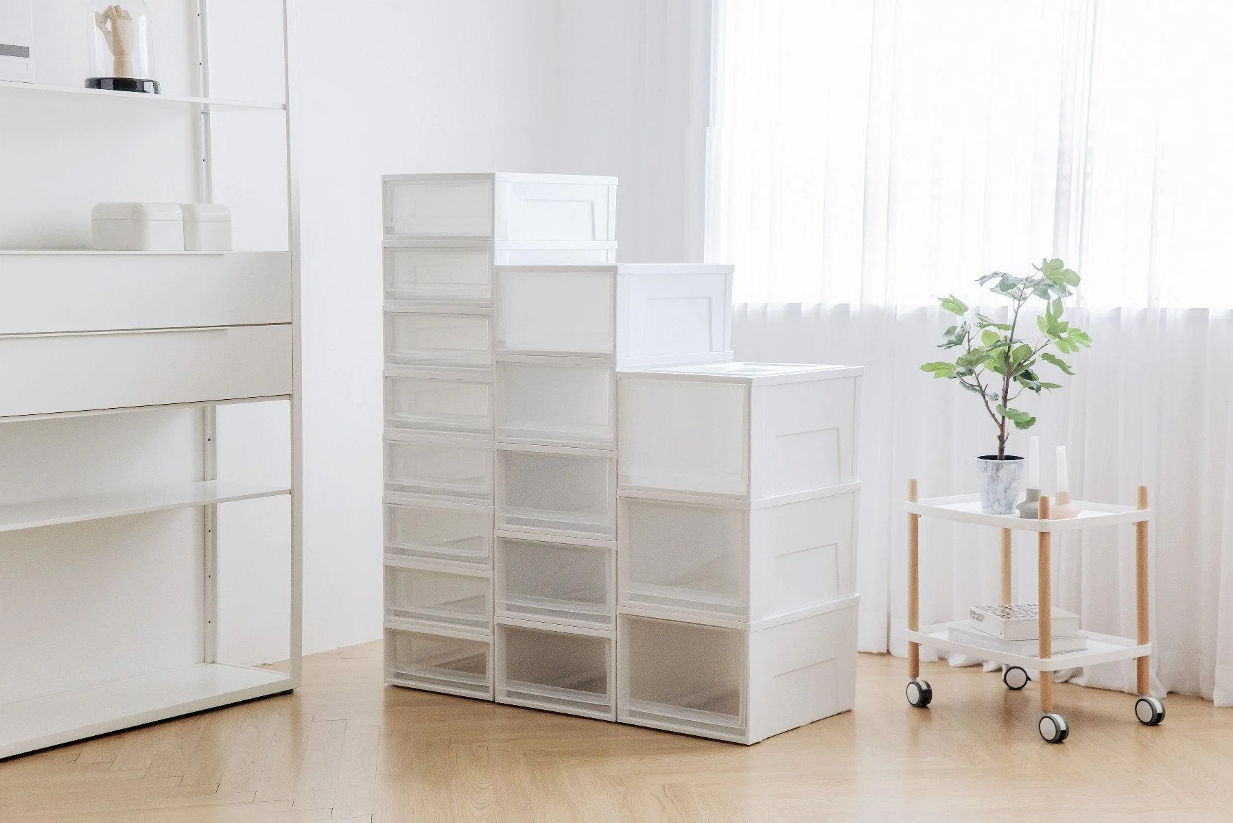 Stacking Storage with Drawer - 22 QT - Image 9