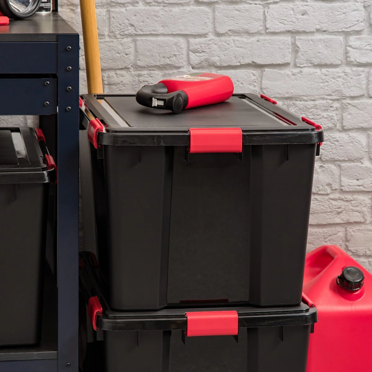 Storage Container WeatherPro® - 74 QT - Gasket Box - Image 12