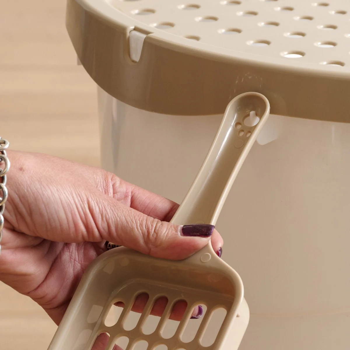 Top Entry Cat Litter Pan with Perforated Lid - Image 25