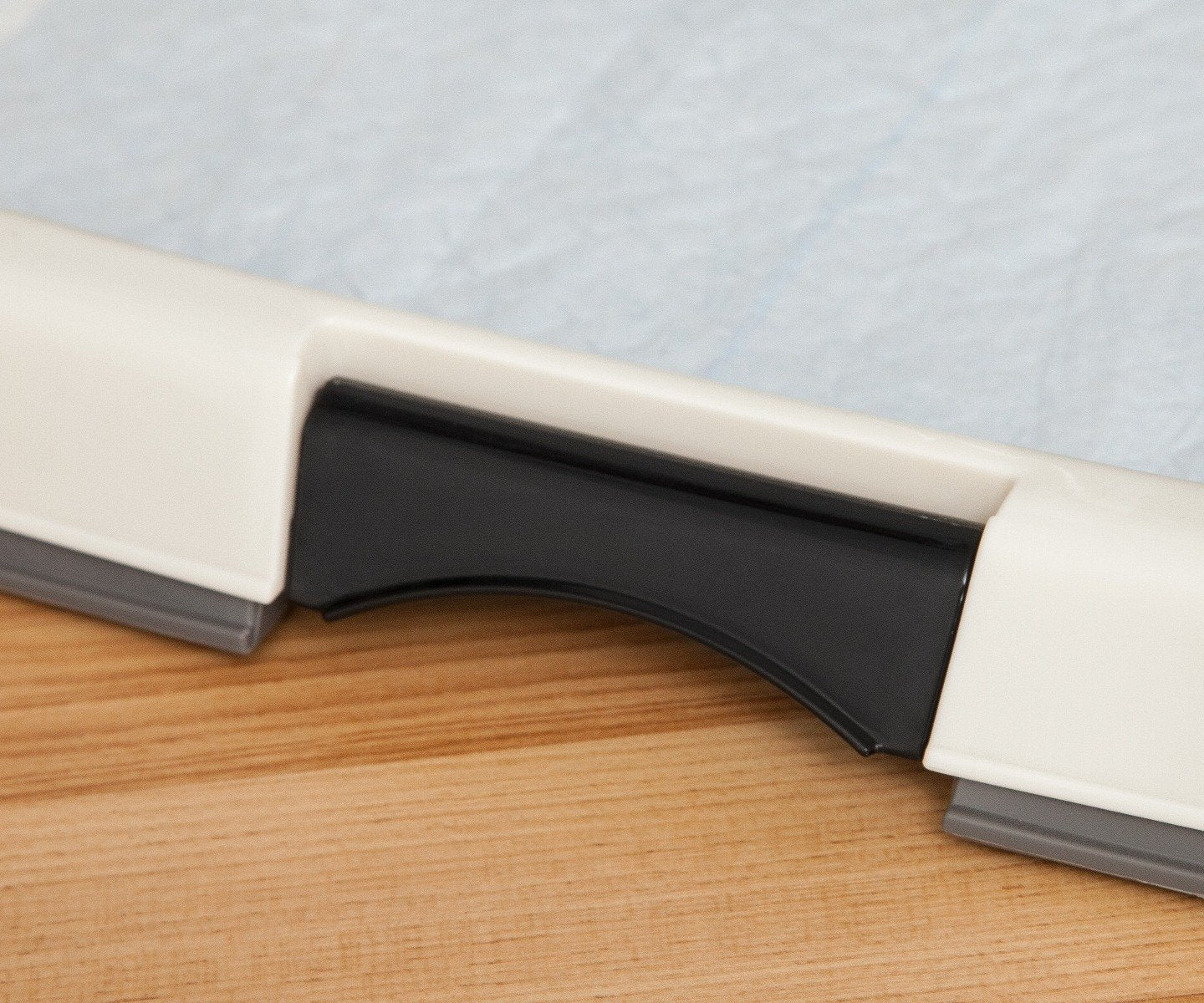 Training Pad Holder - Small - Image 5