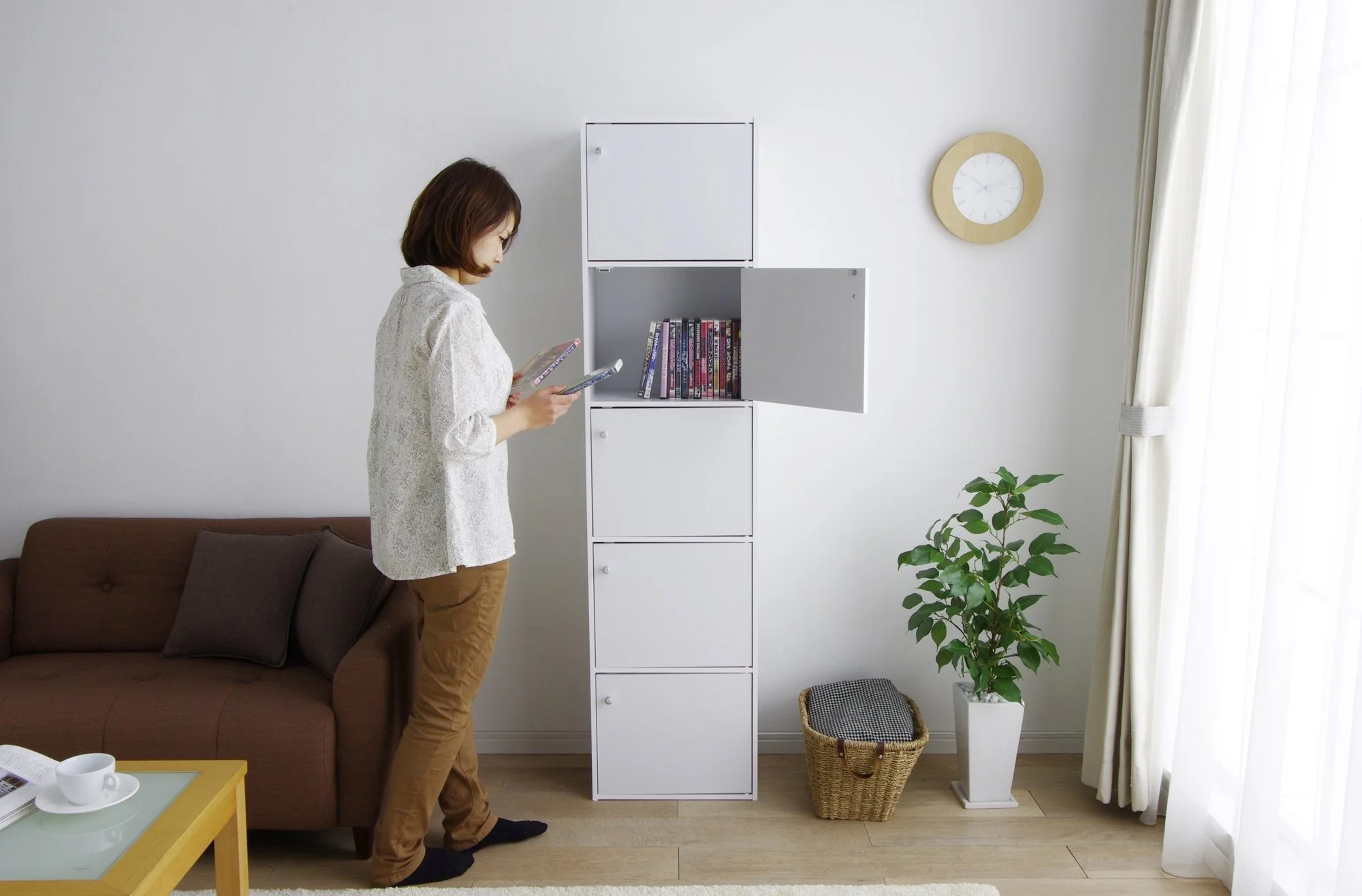 Wood Storage Shelf 5 Tiers with 5 Doors - Image 7