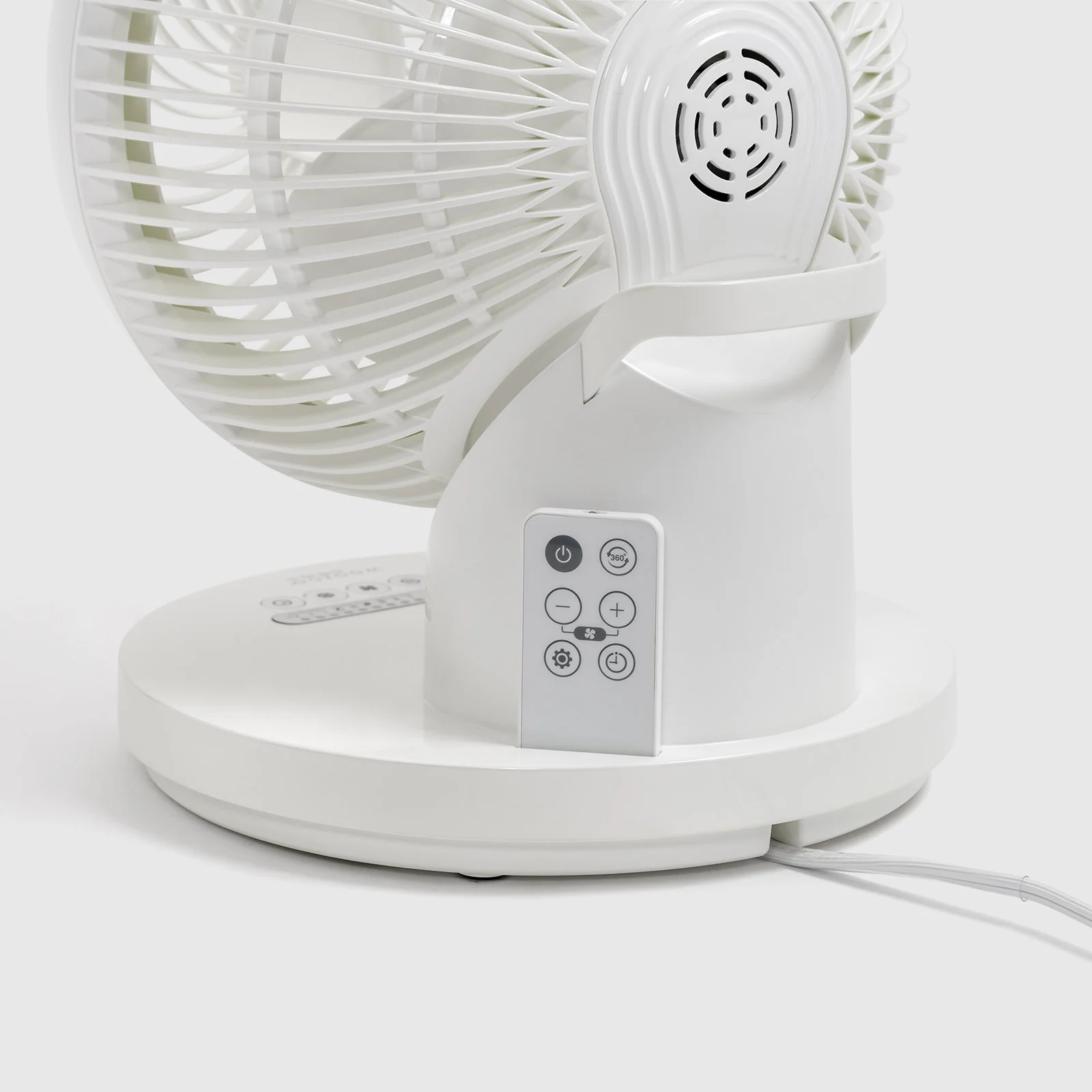 WOOZOO 360° Oscillating Fan with Remote, White - Image 5