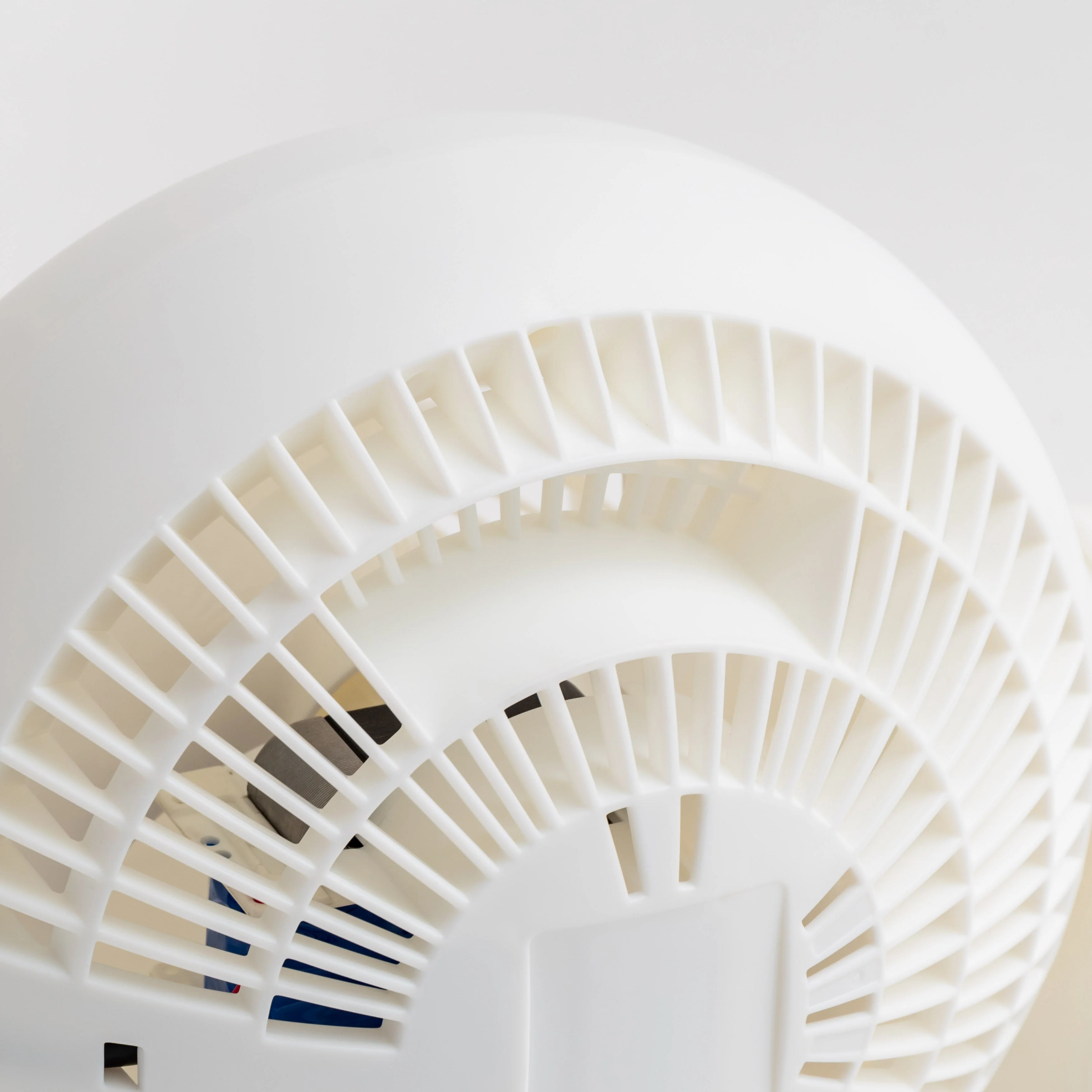 WOOZOO® Macaron Fan Large - Horizontal Oscillation, 360° Vertical Tilt, Remote - Image 10