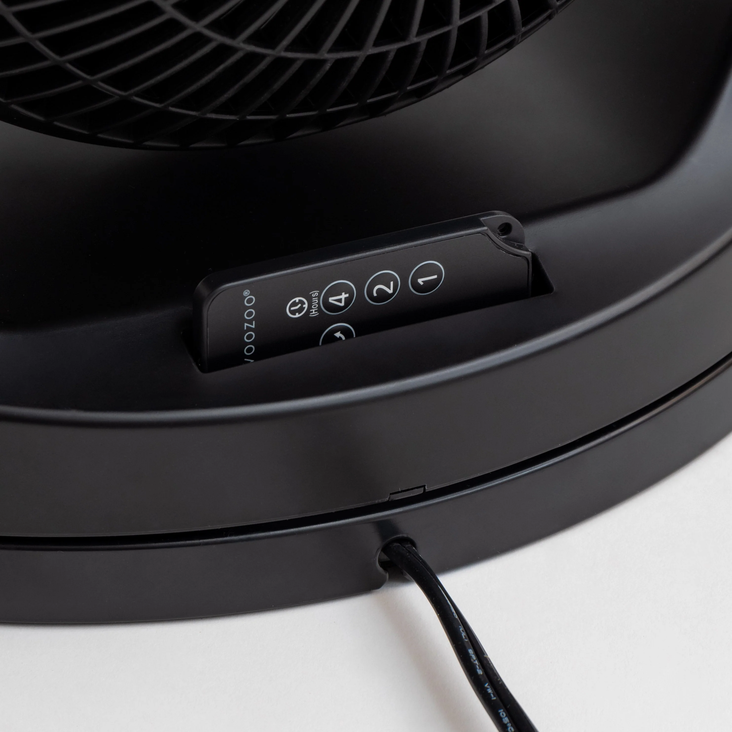 WOOZOO Oscillating Air Circulator Fan with Remote Control, Black - Image 7